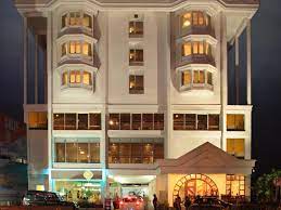 Abad Plaza-img
