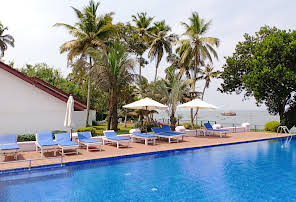 Abad Whispering Palms-img