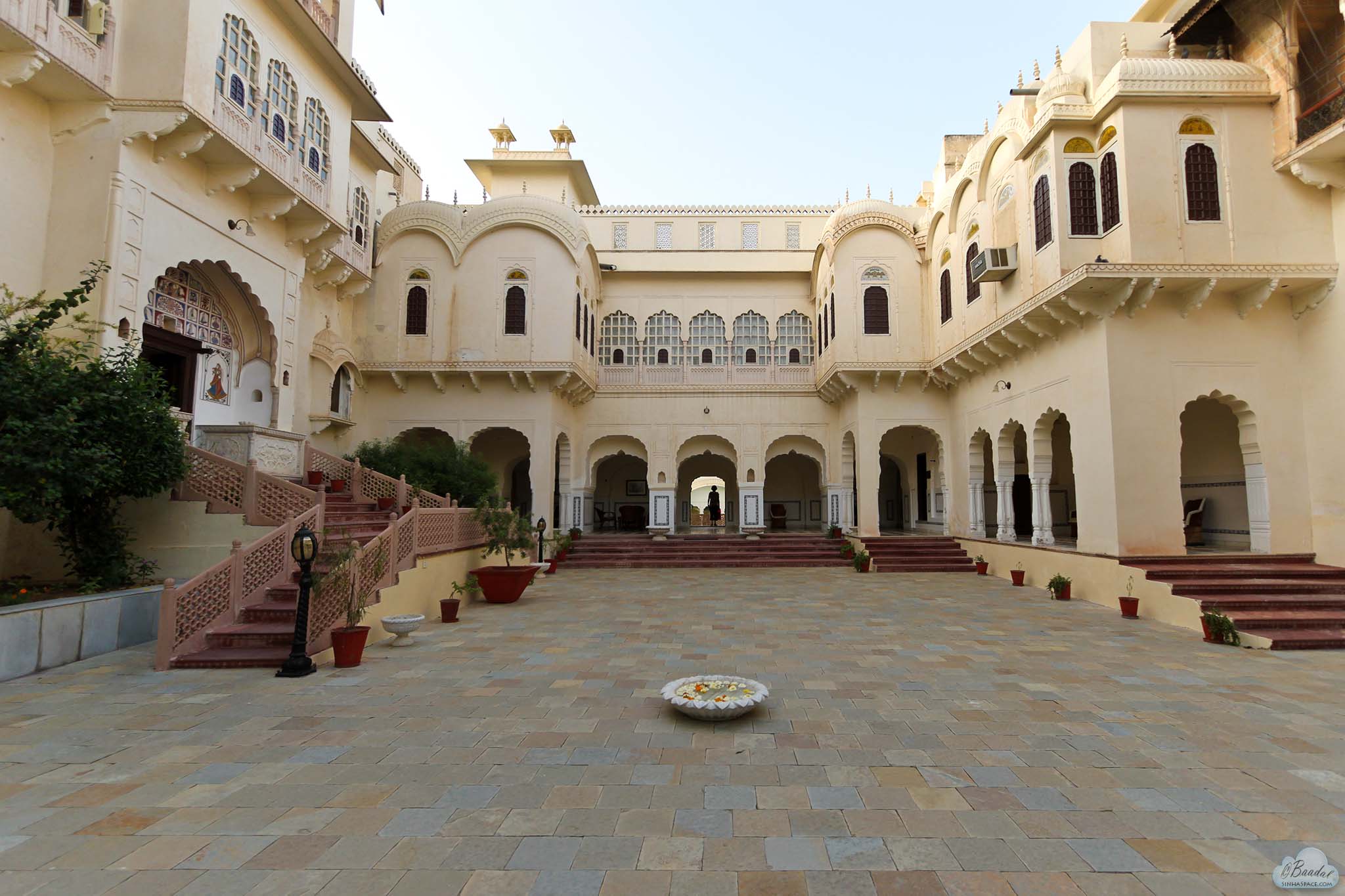 Alsisar Mahal-img