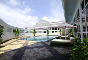 Camelot Hotel-img