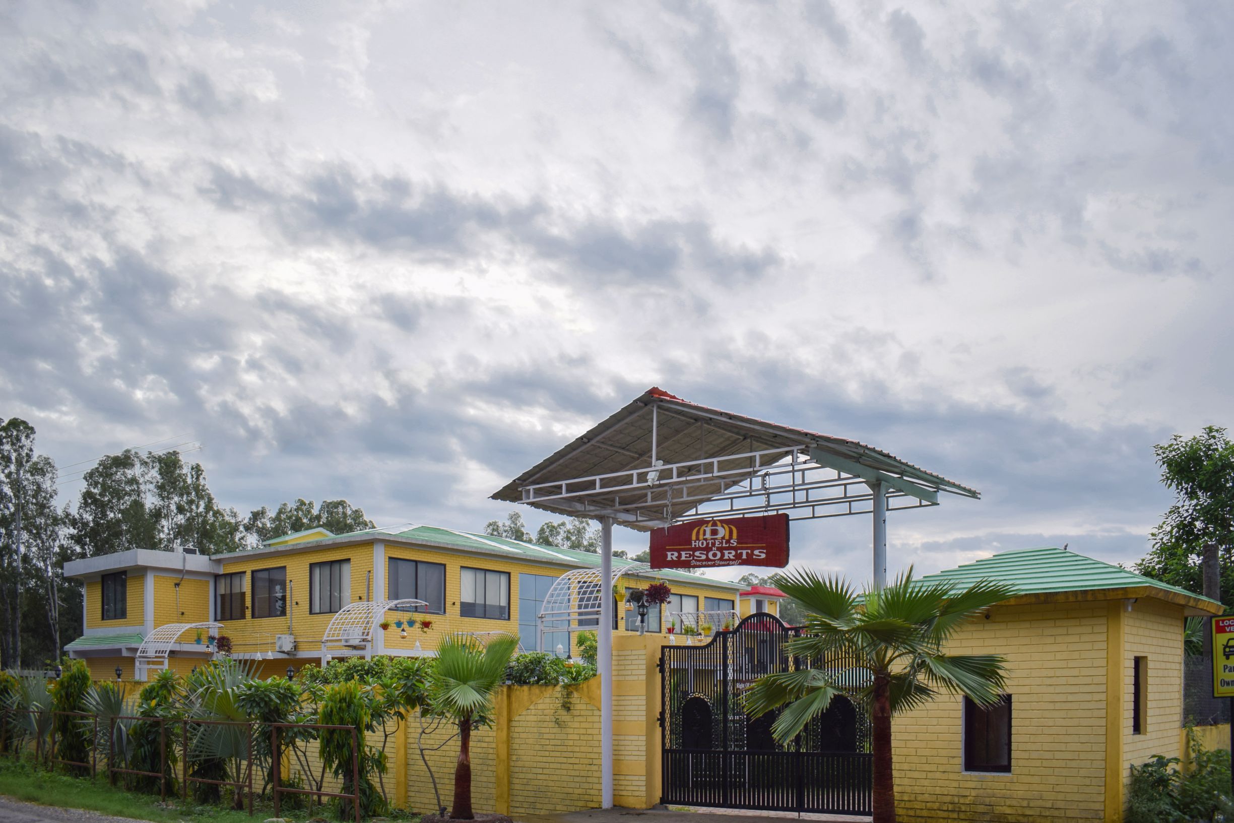 Corbett D Resort-img