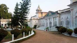 COSSIMBAZAR PALACE OF THE ROYS-img