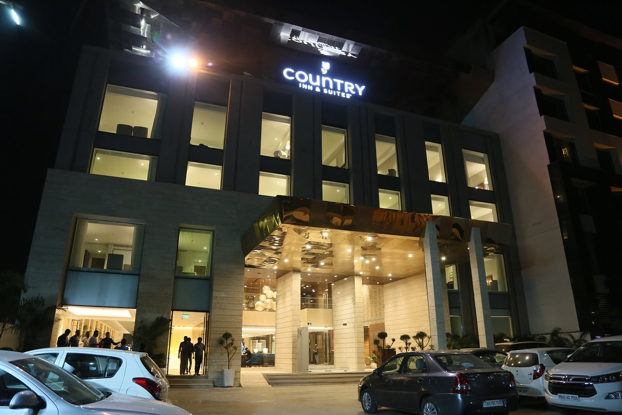 Country Inn & Suites by Radisson Zirakpur-img