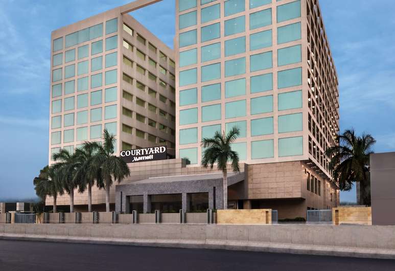 Courtyard by Marriott Chennai-img