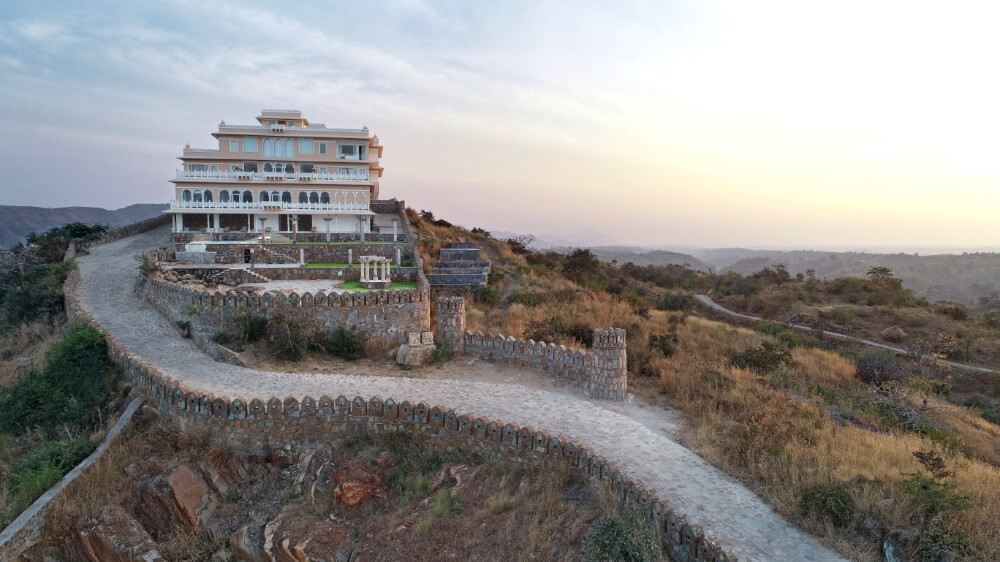 Fateh Safari Suites by Fateh Collection-img