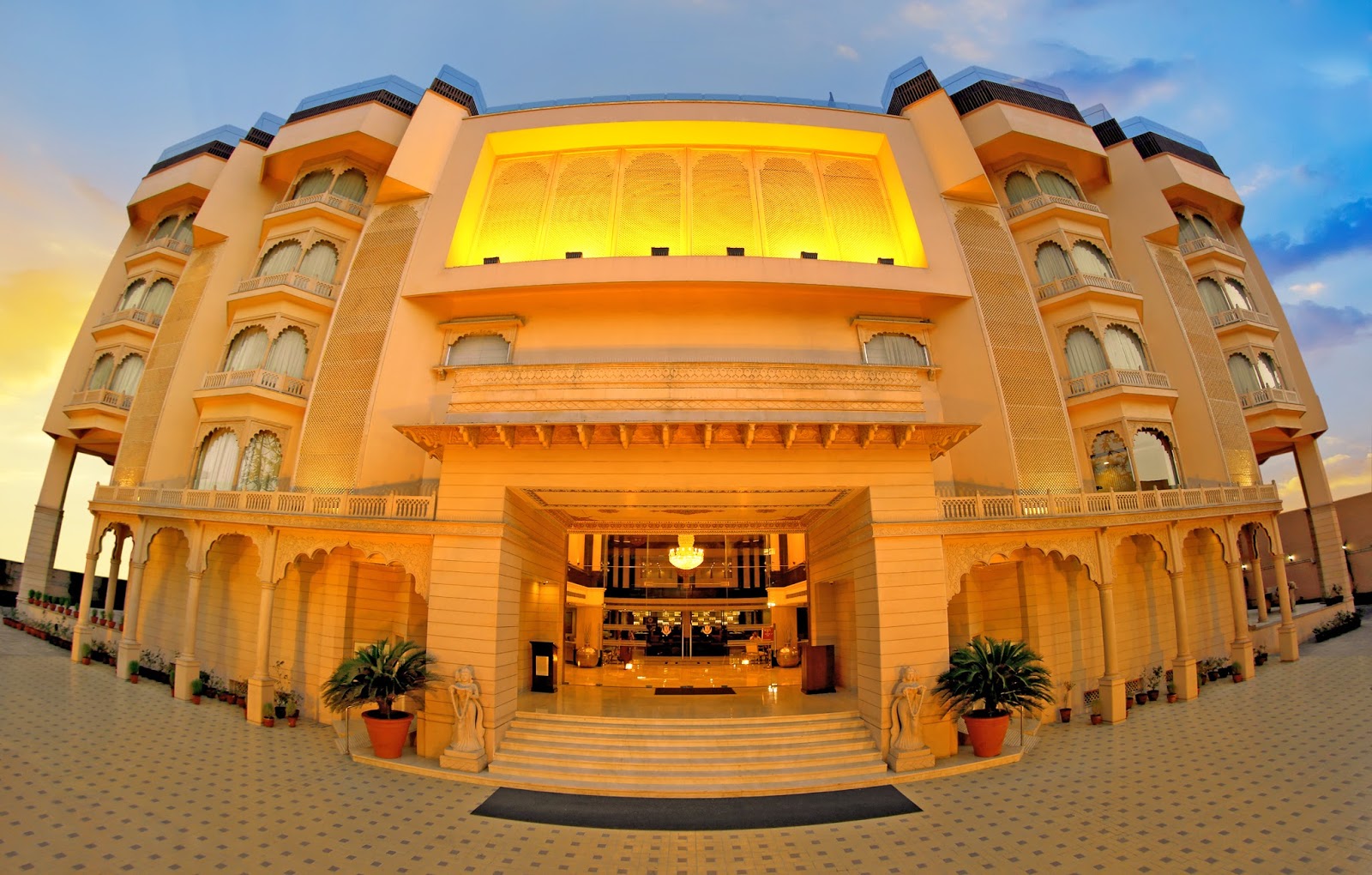 Golden Tulip Jaipur-img