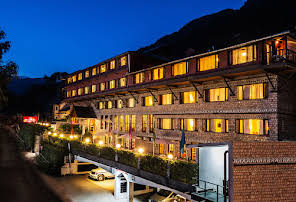 Honeymoon Inn-img