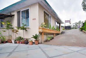Hotel Aangan Regency-img