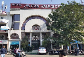 Hotel Arch Manor-img