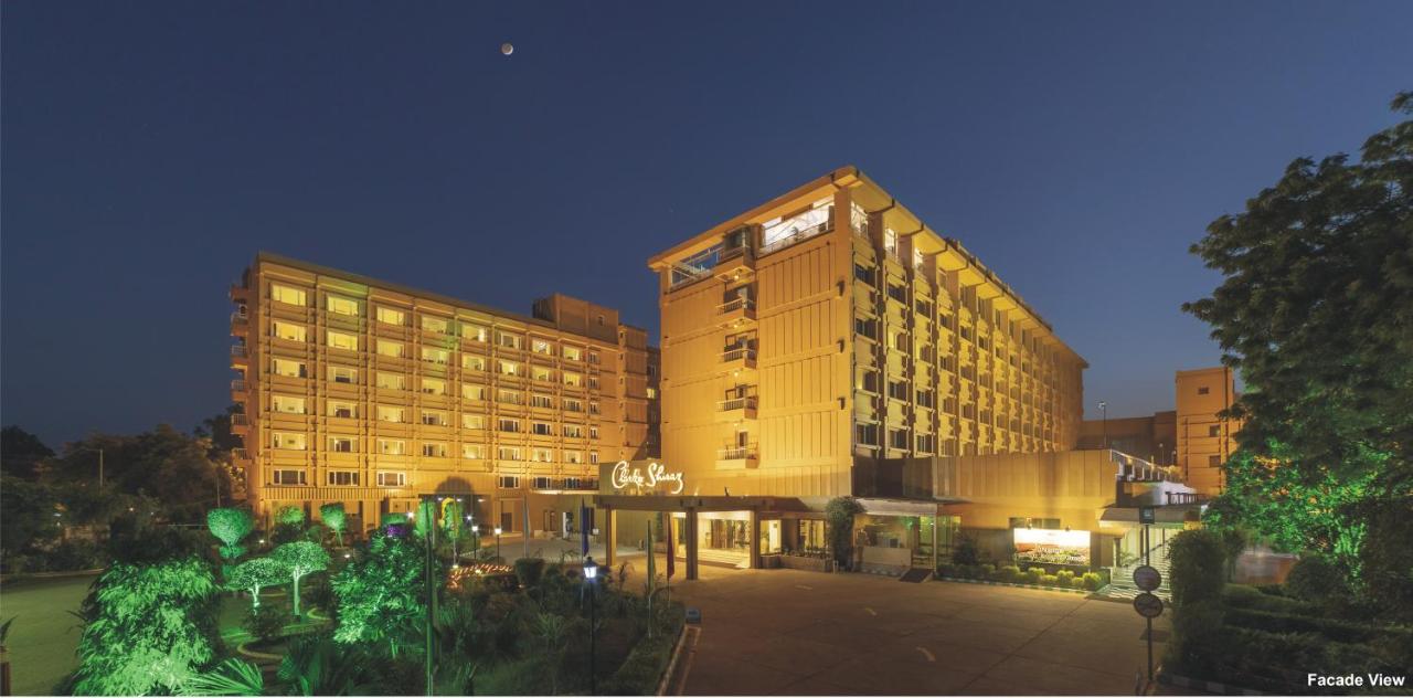Hotel Clarks Shiraz, Agra-img