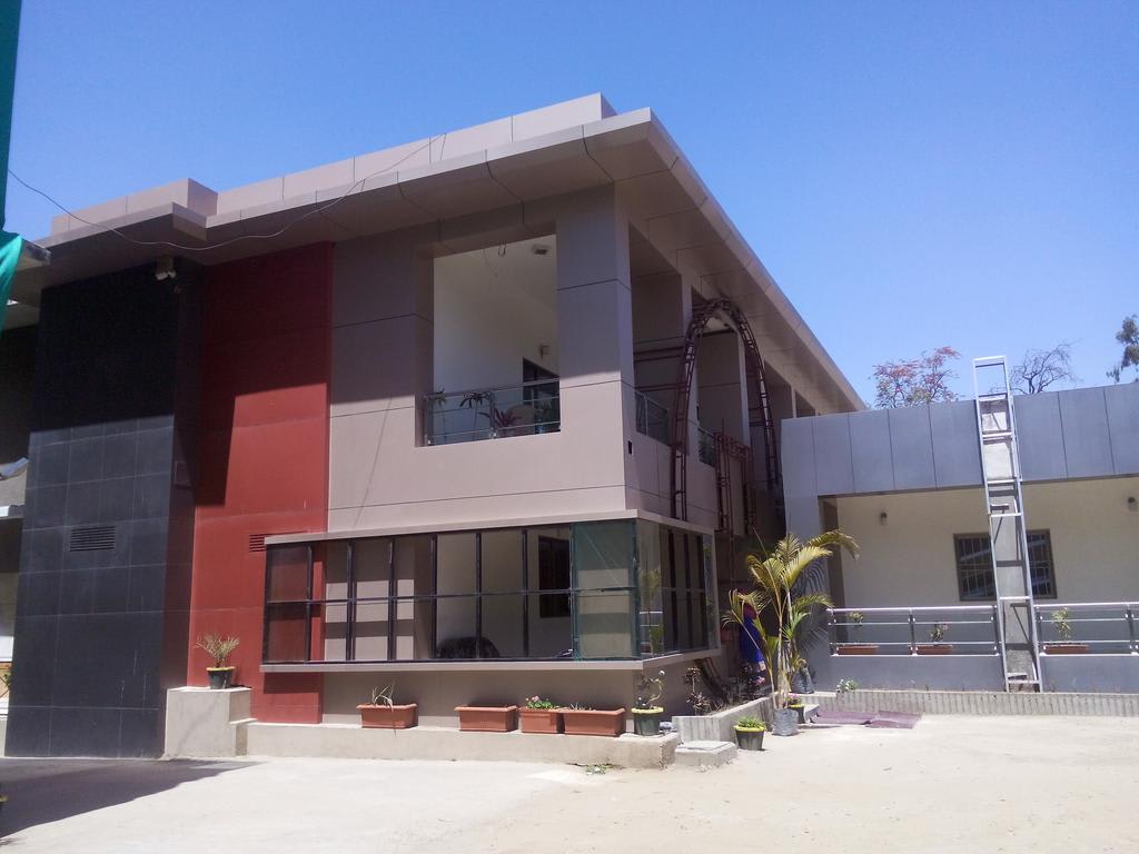 Hotel Dev Residency-img
