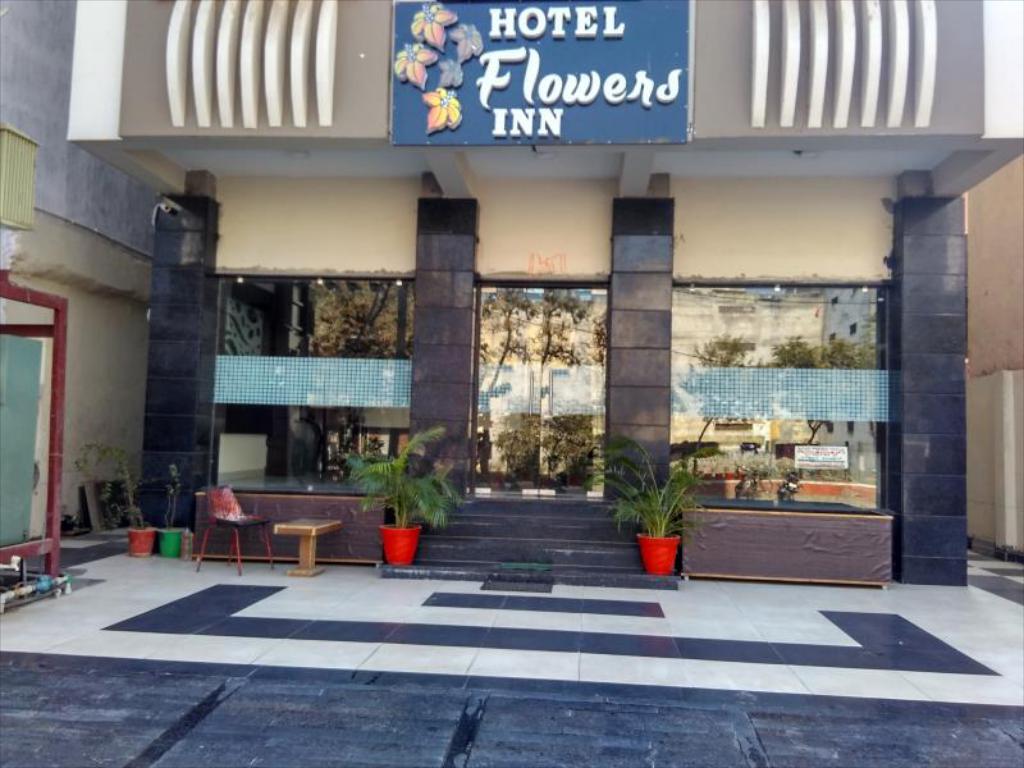Hotel Flowers Inn-img