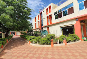 Hotel Grand Akkamahadevi-img