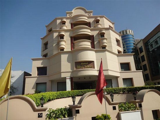 Hotel Ideal Tower-img