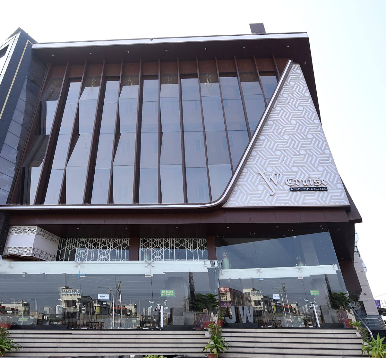 Hotel JW Cruise, Ajmer-img