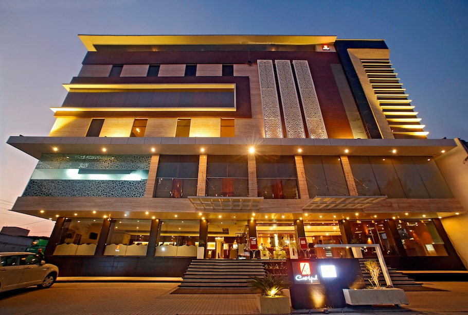 Hotel LN Courtyard-img