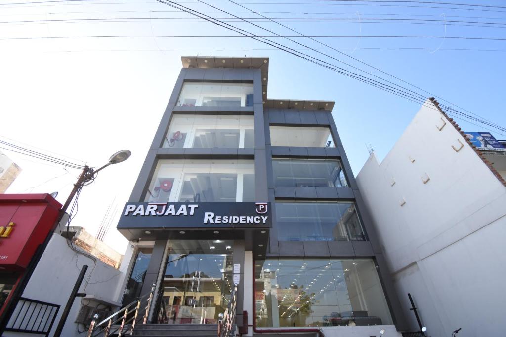 Hotel Parjaat Residency-img