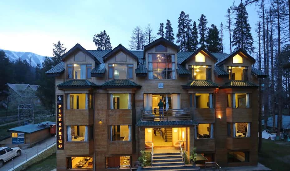 Hotel Pine Spring-img