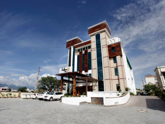Hotel Saffron Leaf, Dehradun-img