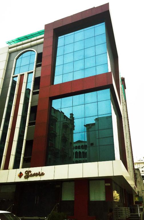 Hotel Savera-img