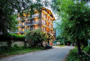 Hotel Suryansh (Centrally Heated and Air Cooled)- Manali-img