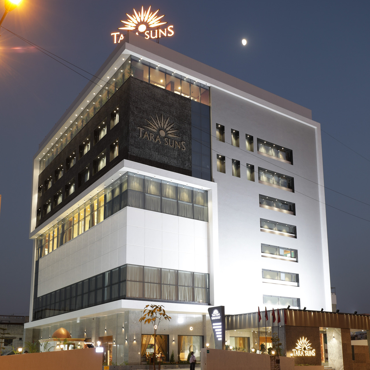 Hotel Tarasuns, Vadodara-img