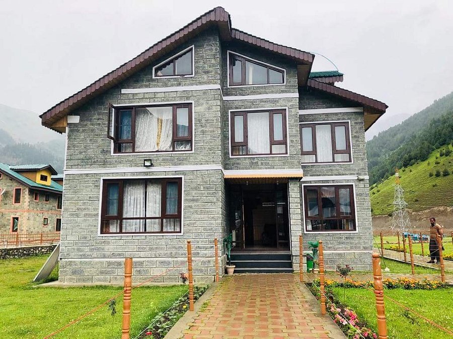 Hotel Thajwass Glacier-img