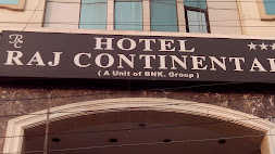 Hotel The Raj Continental-img