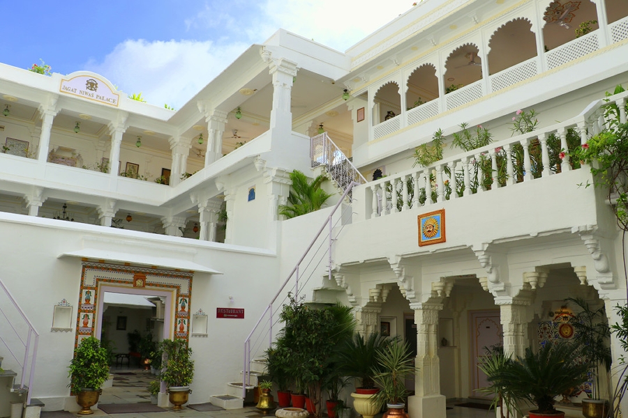 Jagat Niwas Palace-img