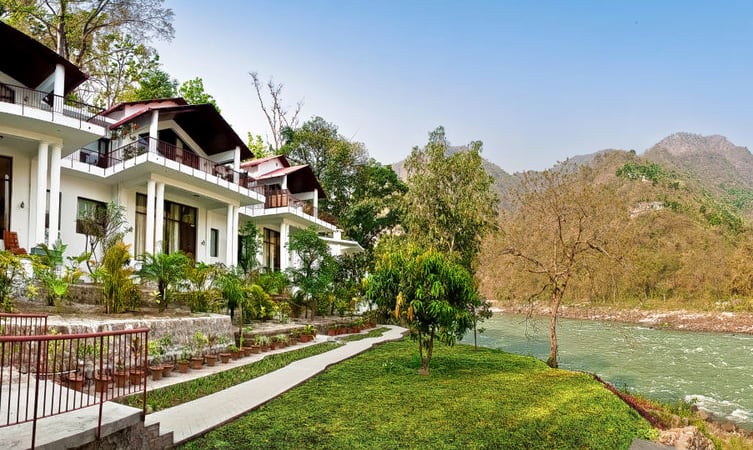 Neemrana's Glasshouse on the Ganges-img