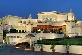 Noor-Us-Sabah Palace-img
