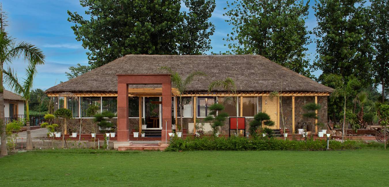 Palms Grove Resort & Spa Corbett-img