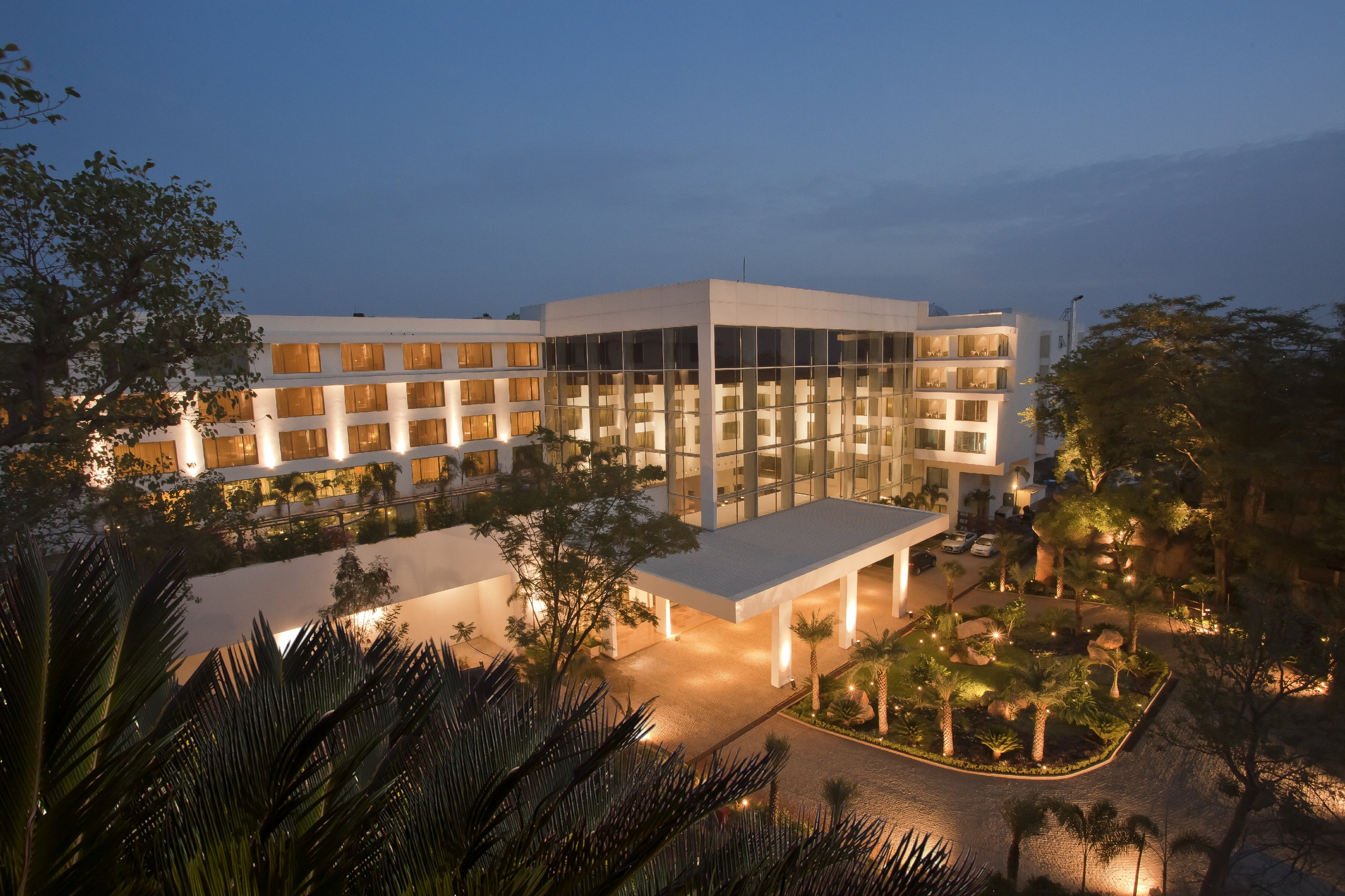 Radisson Blu Plaza Hotel Hyderabad Banjara Hills-img
