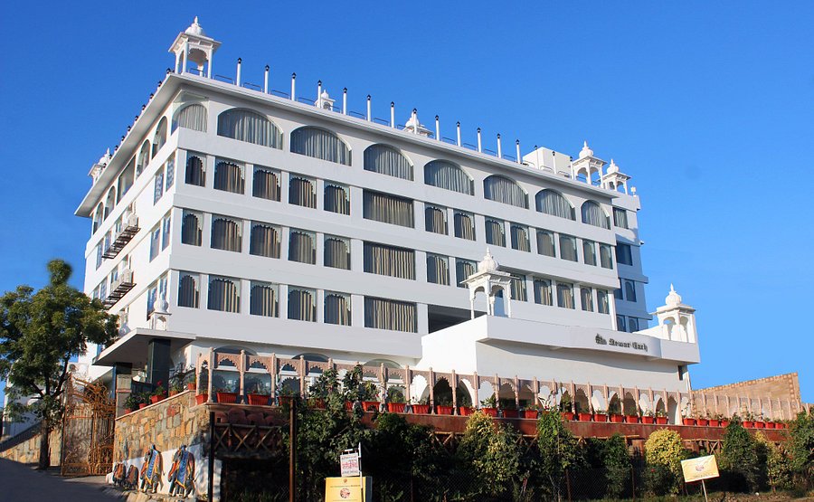 Regenta Central Mewargarh-img