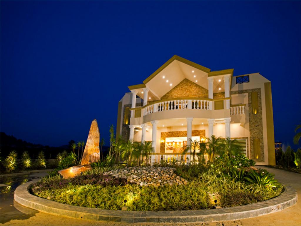 Resort De Coracao By First Halt - Corbett-img