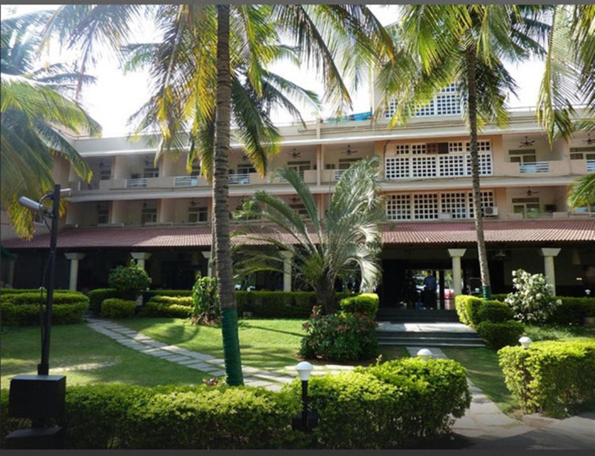 Royal Orchid Resort & Convention Centre-img