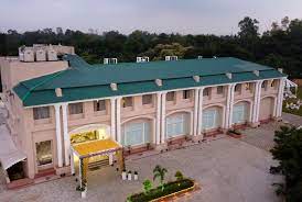 Safal Retreat-img