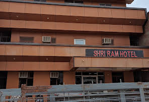 Shri Ram Hotel-img