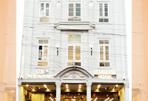 Sunrise Hotel-img