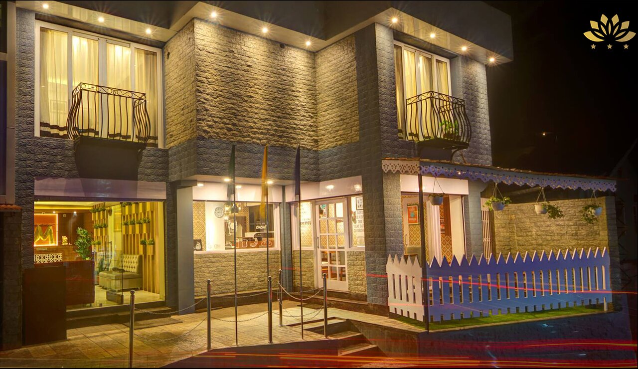 The Cosmos Hotel-img