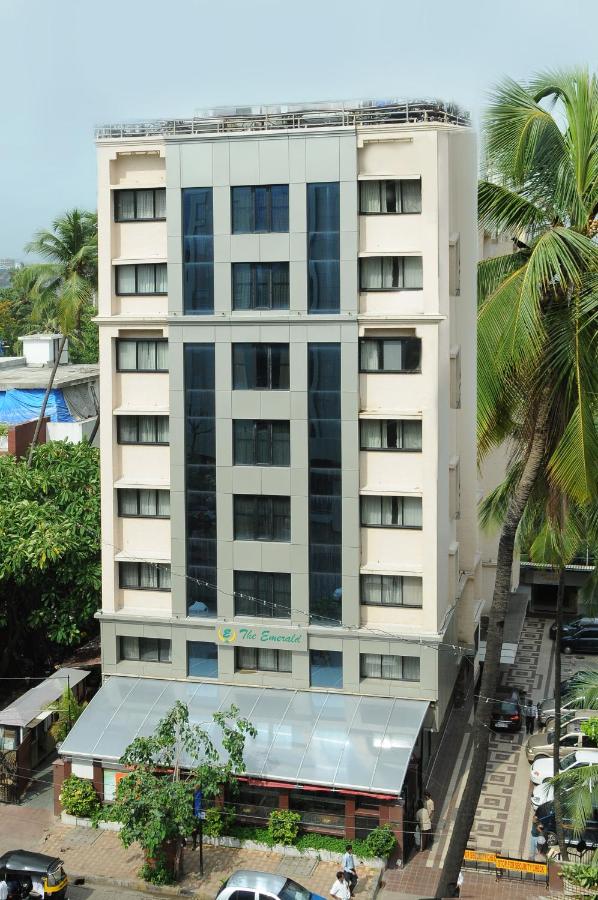 The Emerald Hotel-img