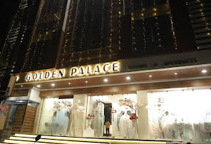 The golden palace-img