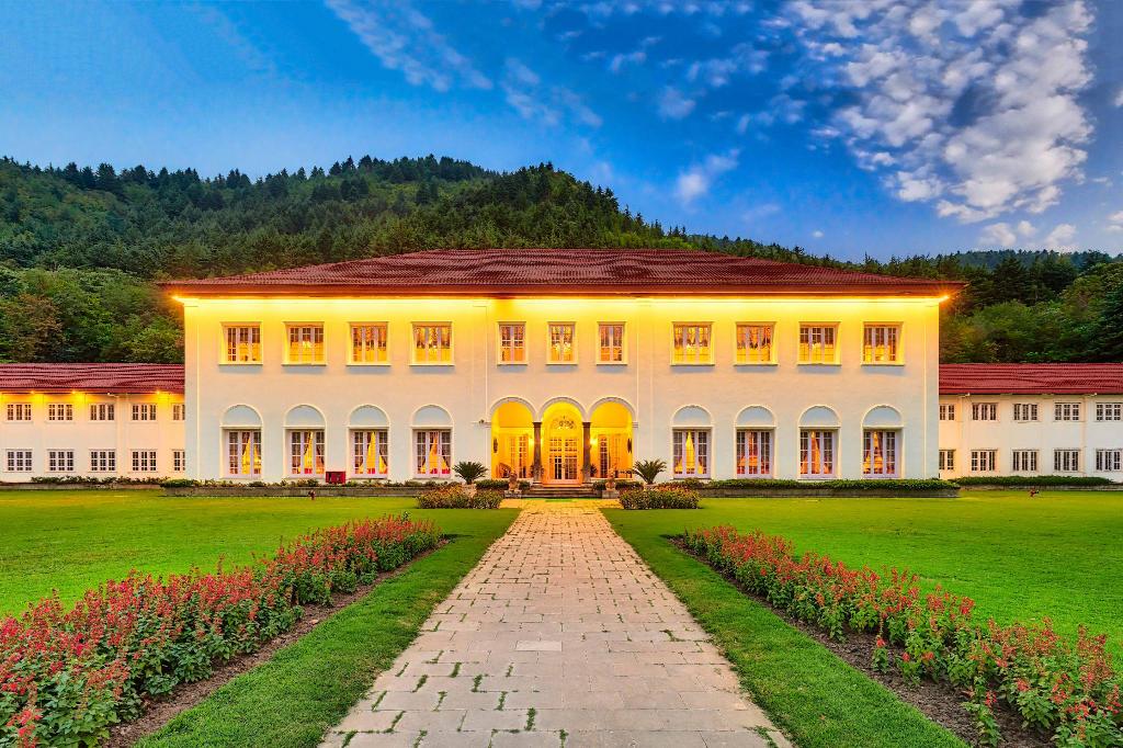 The LaLiT Grand Palace Srinagar-img