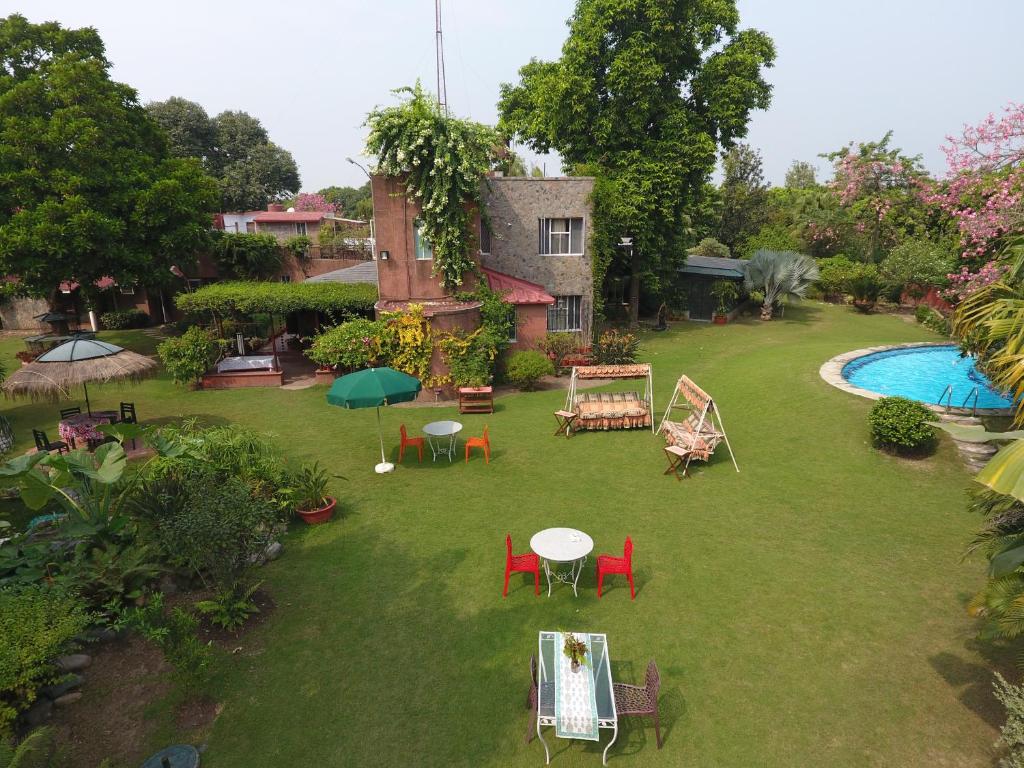 Tree of Life Homestead, Corbett-img
