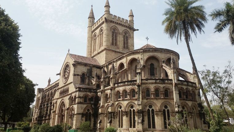 all-saints-cathedral-a-gothic-style-church-img