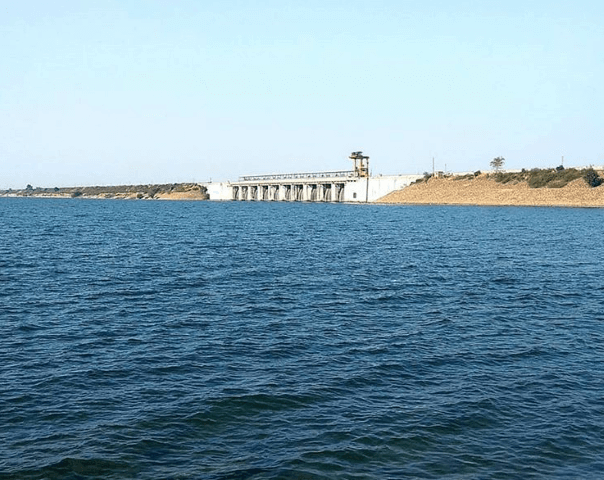 tenughat-dam-img