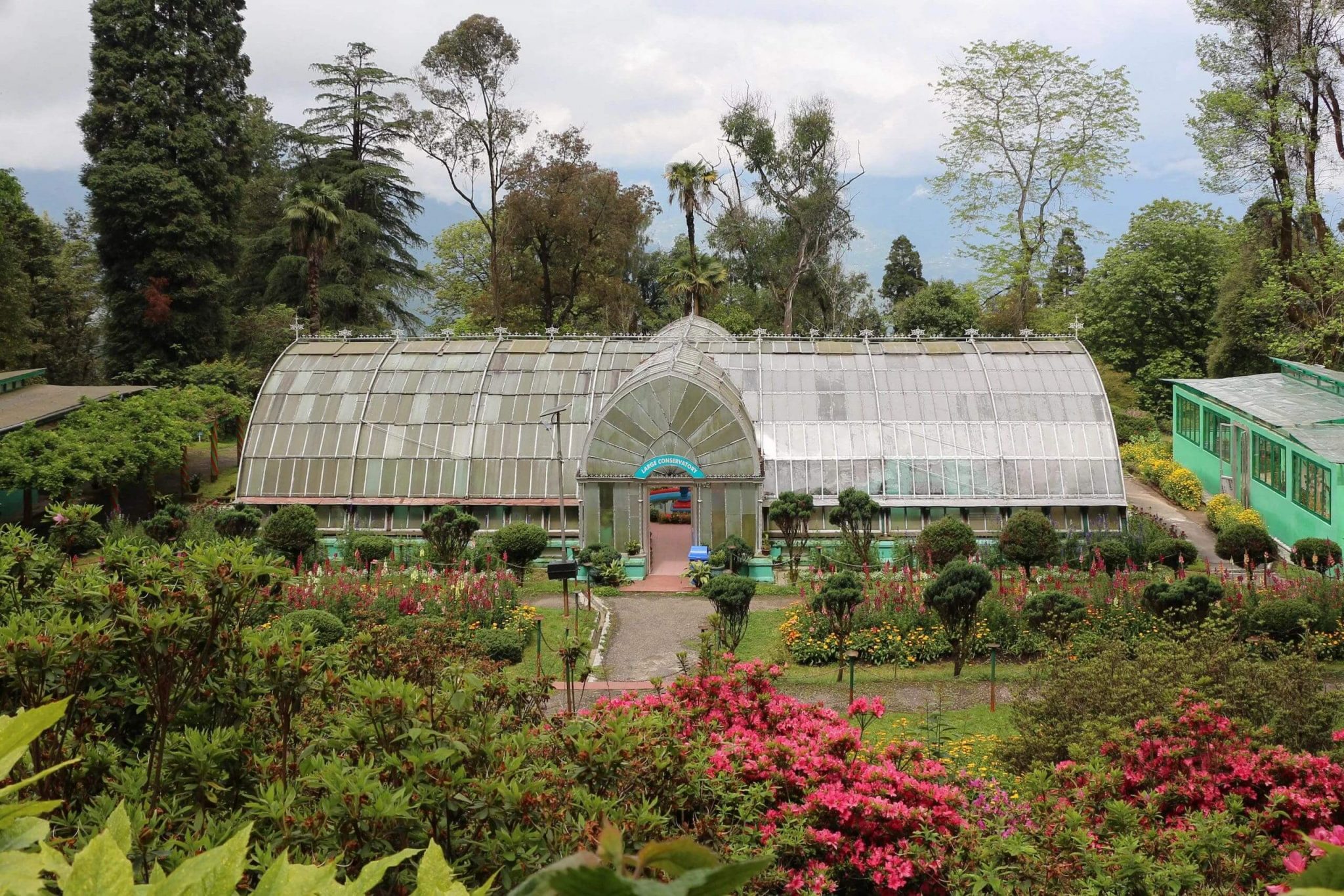 lloyds-botanical-garden-img