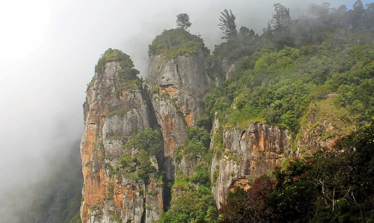 pillar-rocks-img