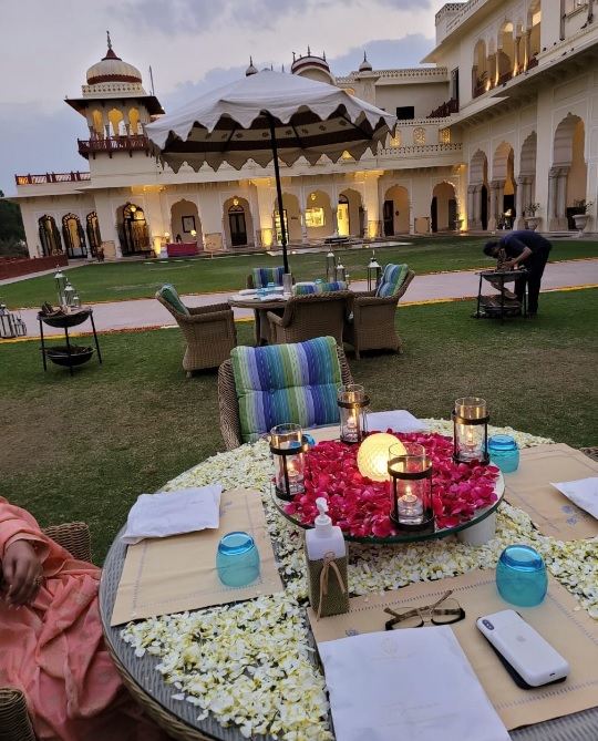 Verandah Cafe-img