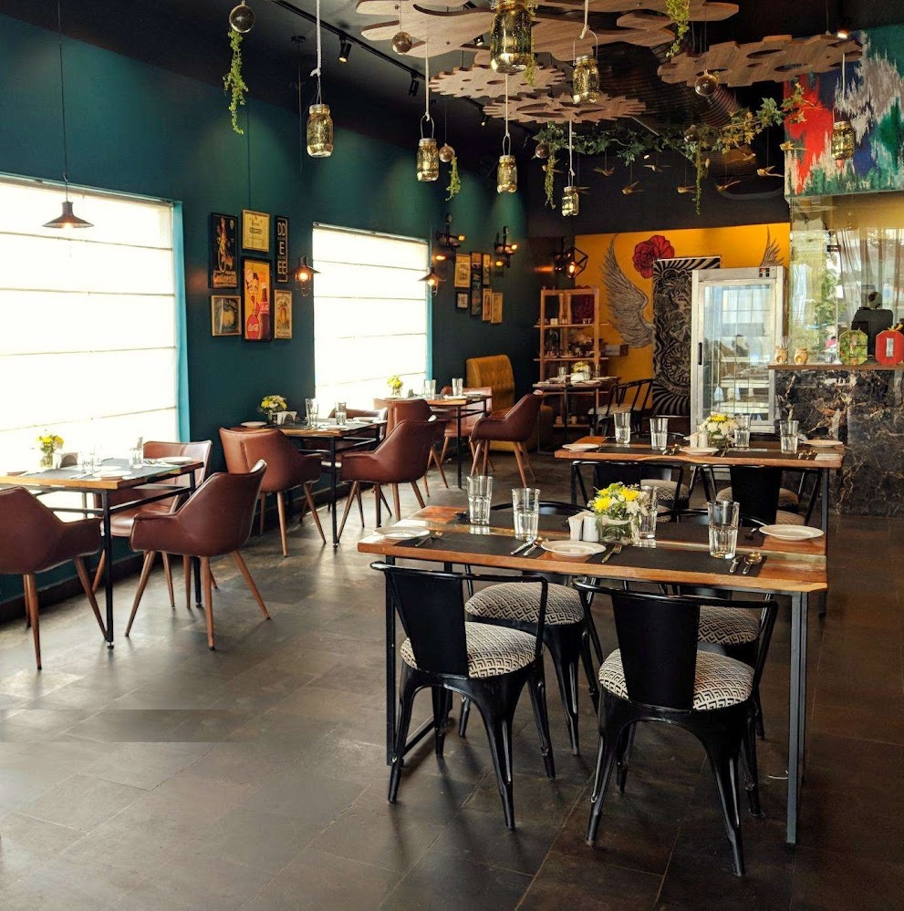 Gossip Fusion Bistro & Dessert Bar-img